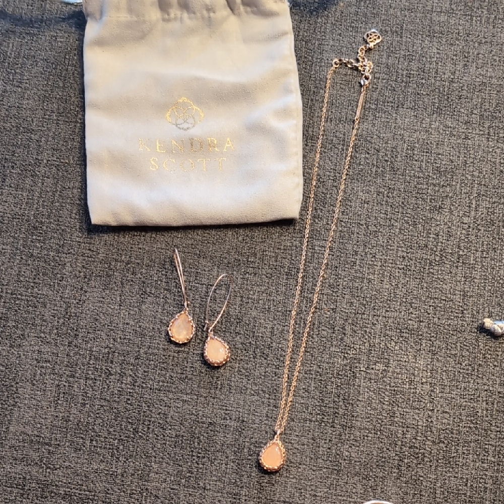 Kendra Scott Rose Gold Jewelry Set